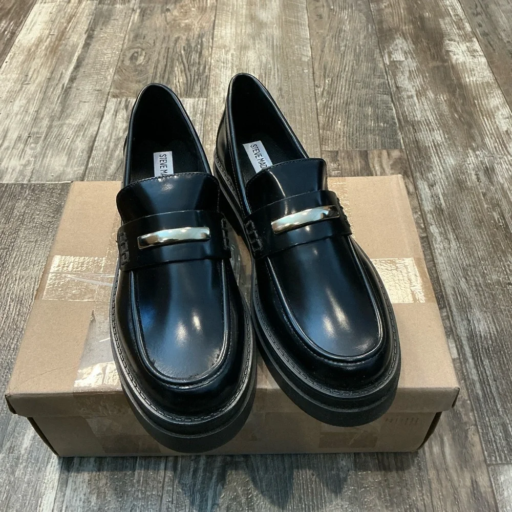 Steve Madden Elegant Black Leather Loafers Size 10 - Picture 7 of 16